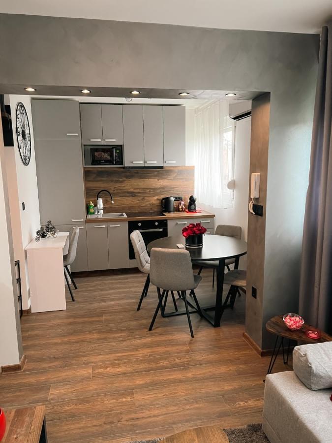 Vinkovci 1 Apartment Екстериор снимка