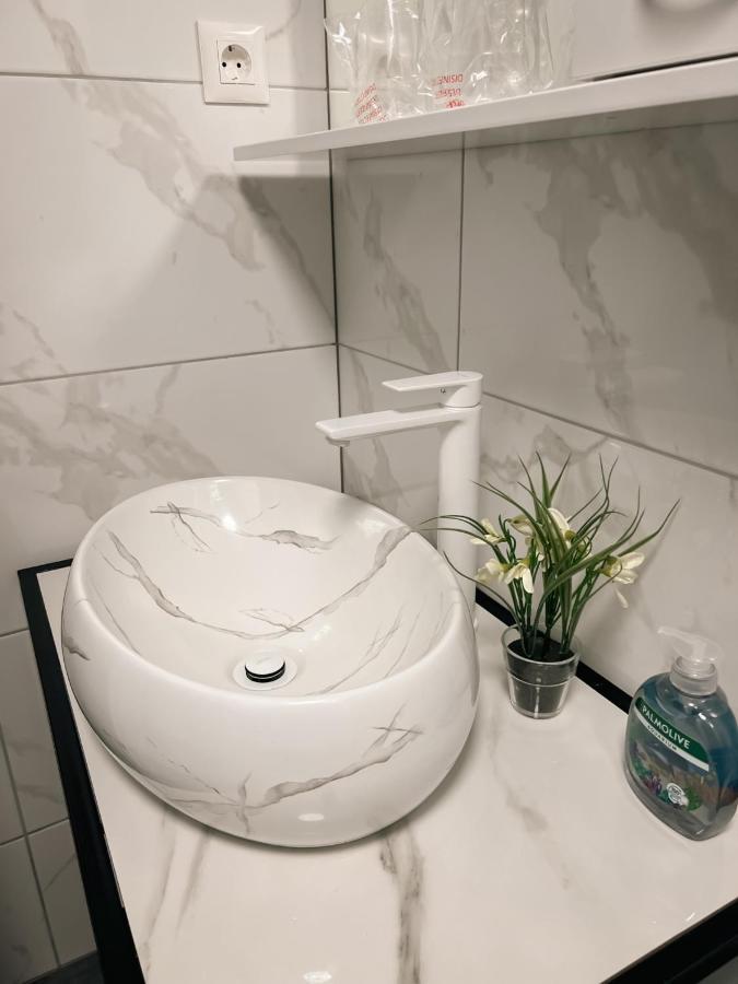 Vinkovci 1 Apartment Екстериор снимка